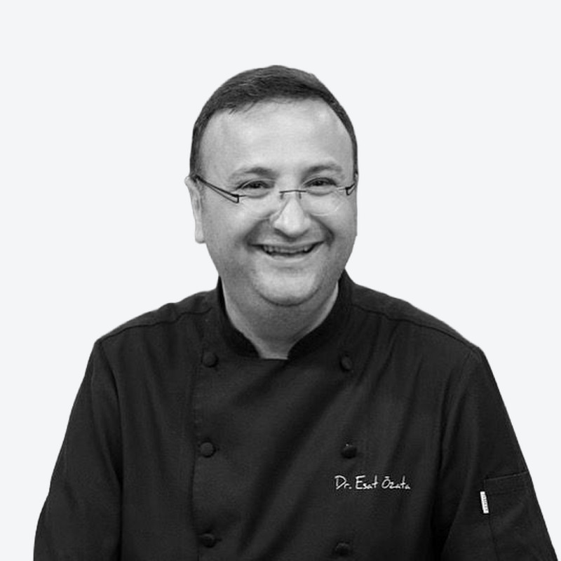 DR. ESAT ÖZATA